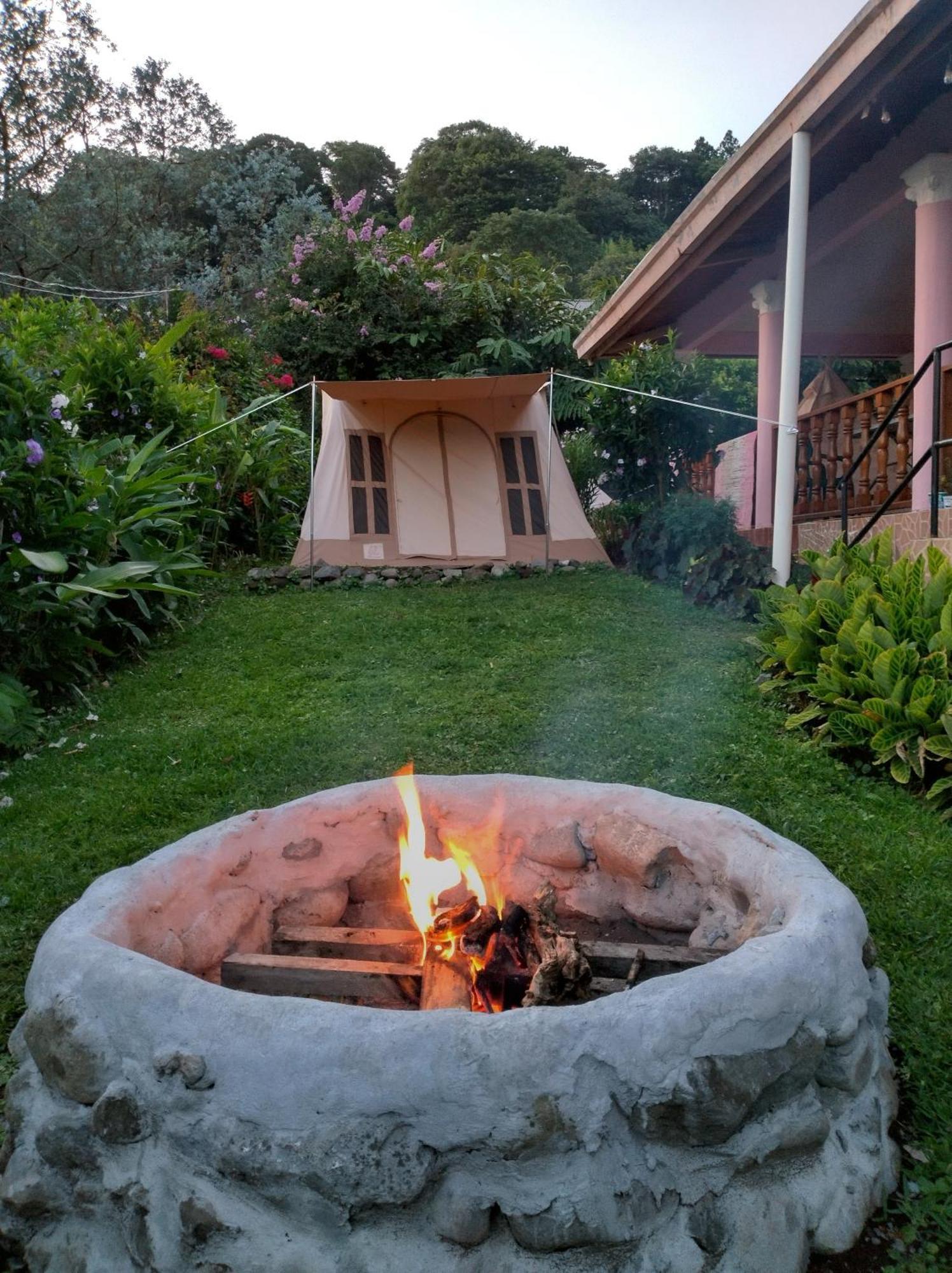 Хостел Agartha Mountain Retreat Бокете Экстерьер фото
